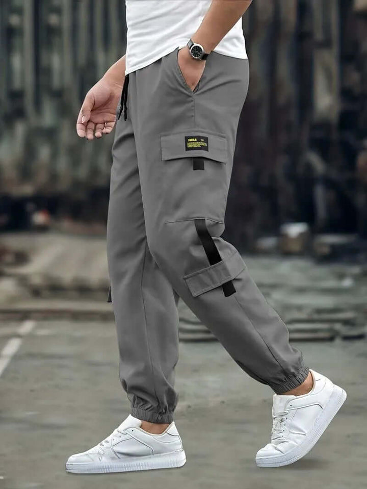 Men's Relaxed Fit Cargo Joggers with Drawstring