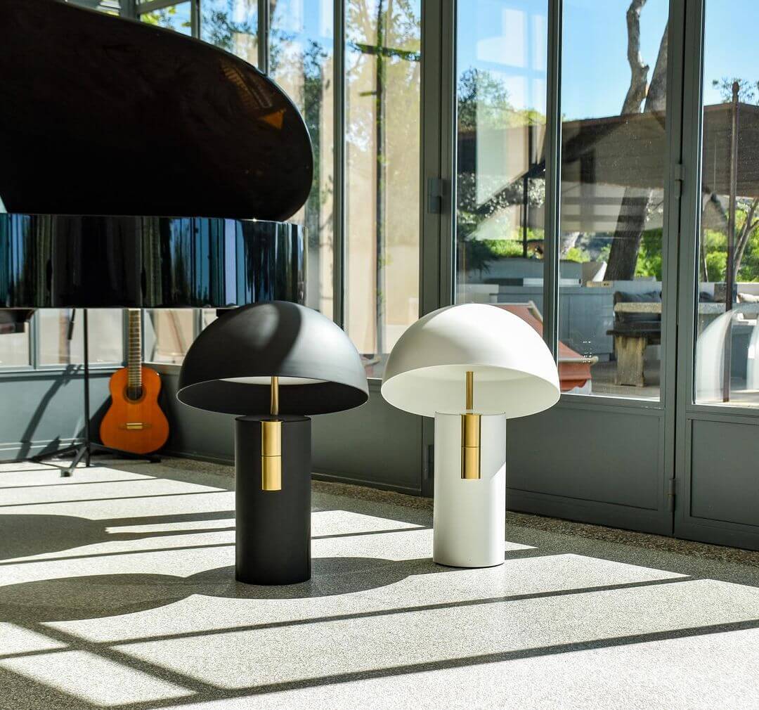Modern Rotating Cylinder Table Lamp with LED