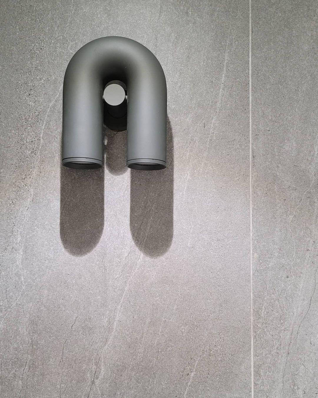 Adjustable U-Shaped Wall Lamp