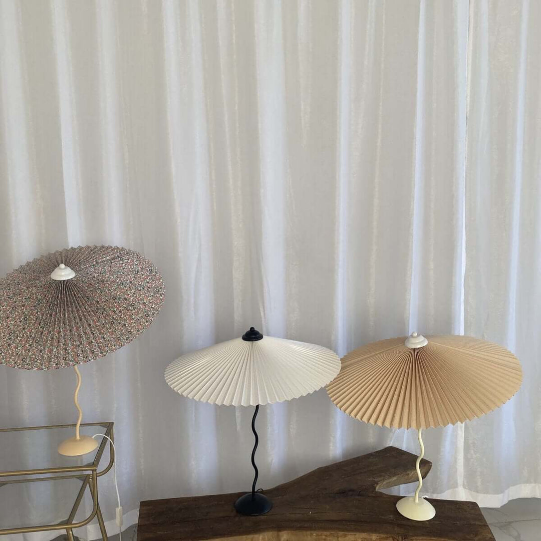 Modern Wavy Table Lamp