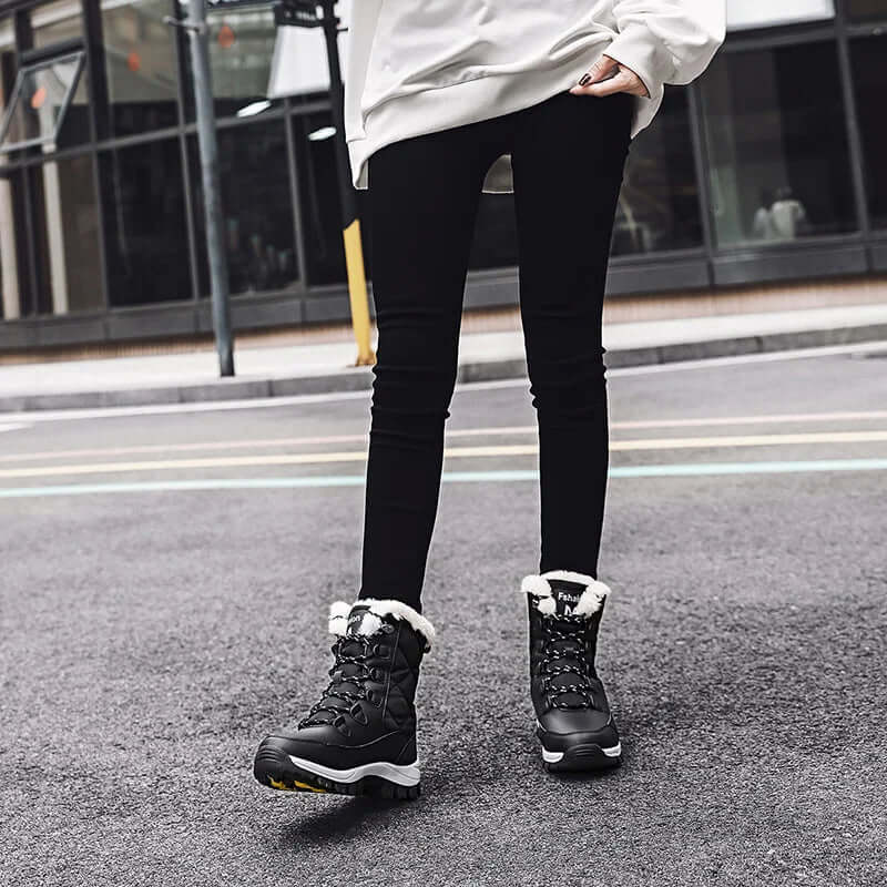 Women's Cozy Lace-Up Boots