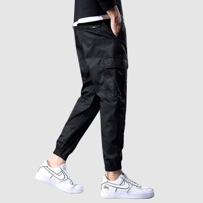 Men's Relaxed-Fit Camouflage Pants