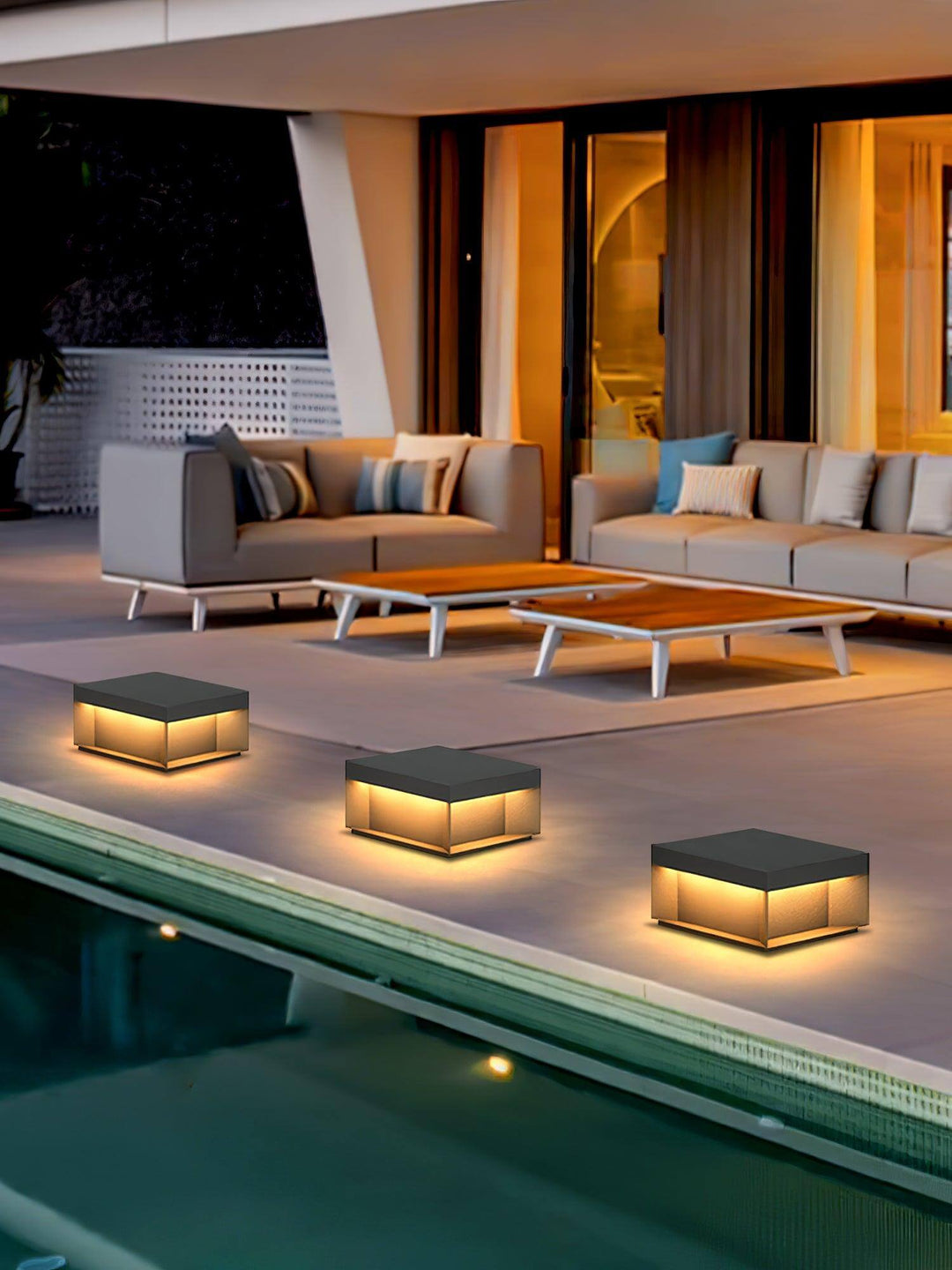 Solar Outdoor Post Light - Weatherproof IP65