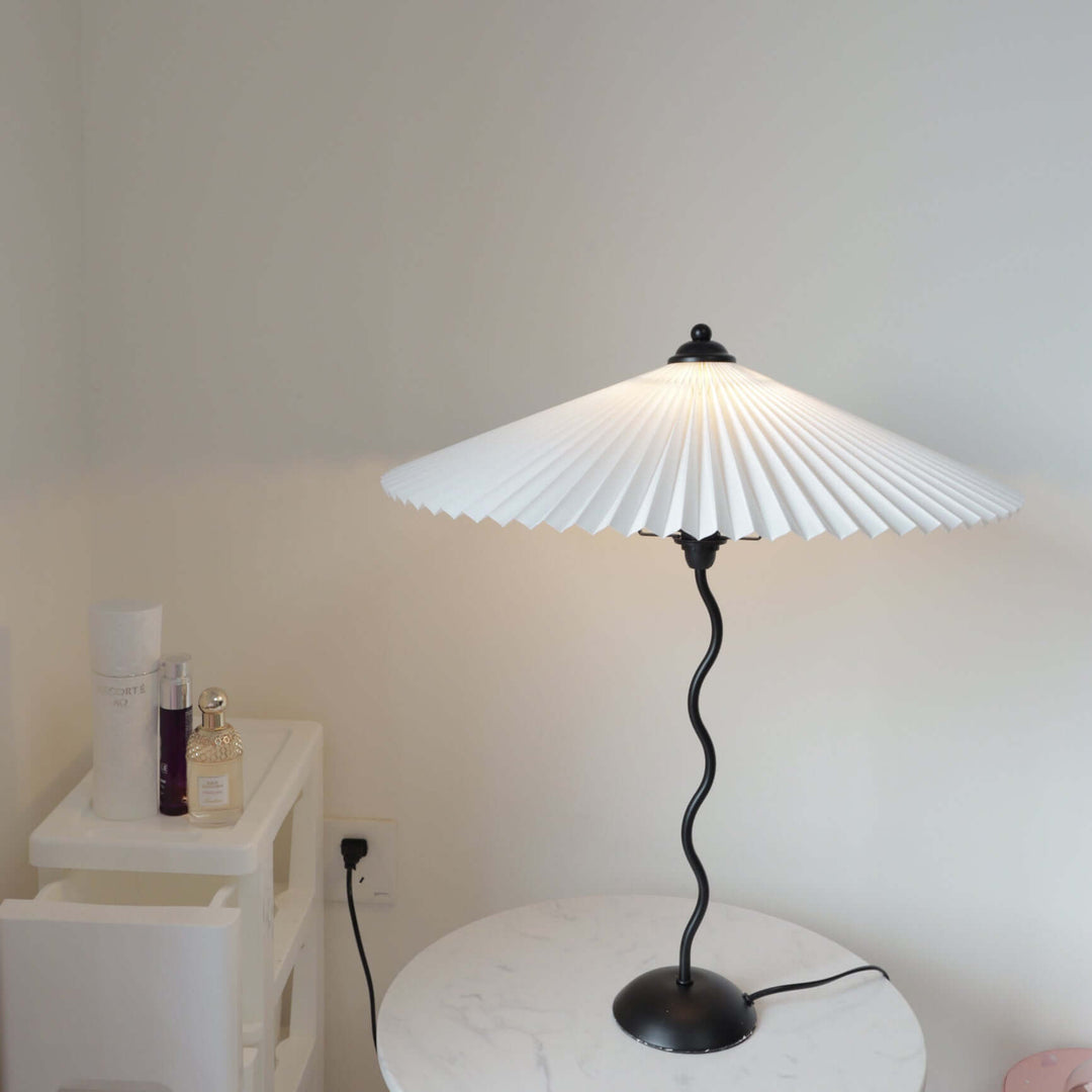 Modern Wavy Table Lamp
