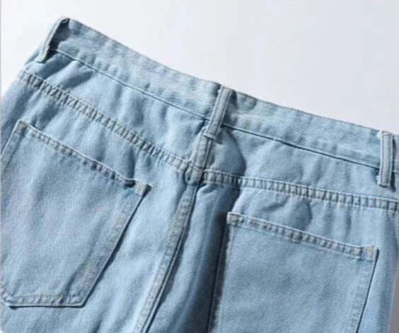 Men's Relaxed Fit Straight Leg Jeans