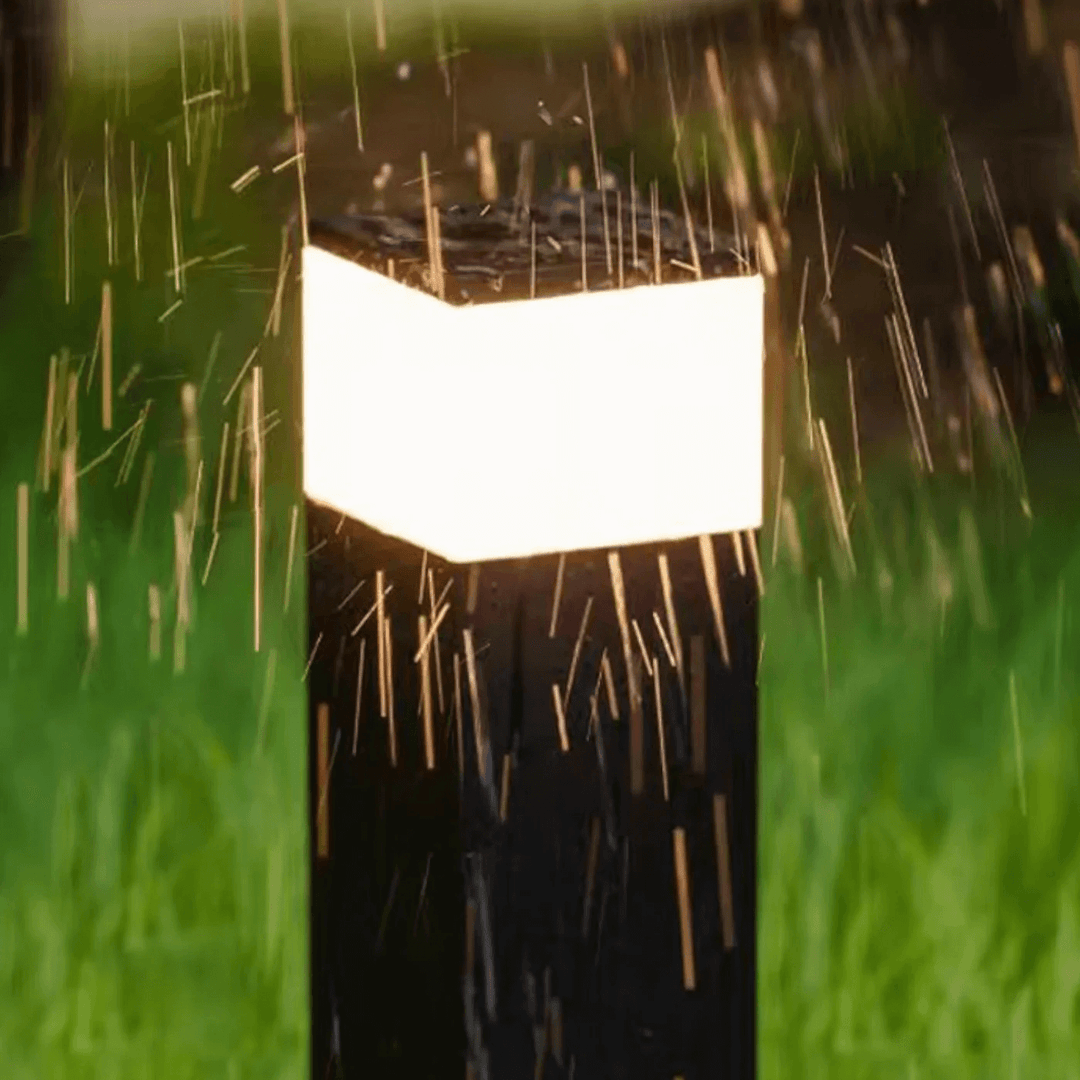 Solar LED Outdoor Lamp - Rectangular Metal Design
