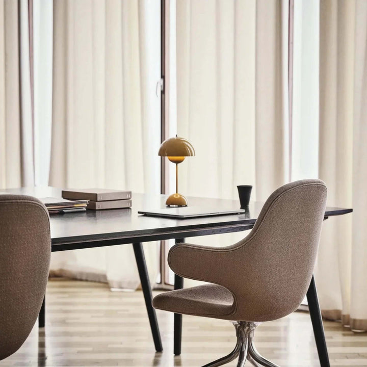 Cordless Dimmable LED Table Lamp