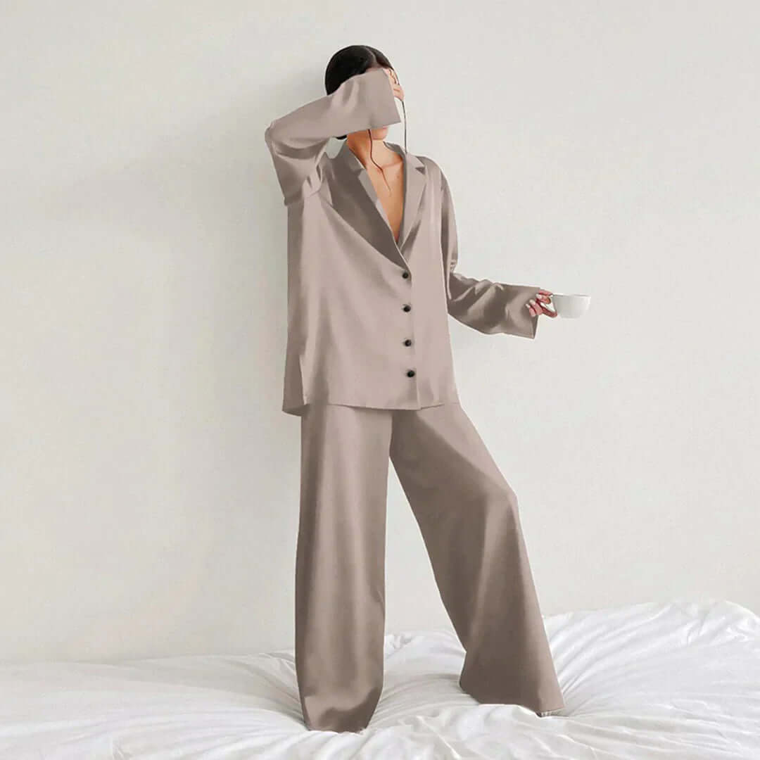 Women's Button-Up Shirt & Wide-Leg Pants