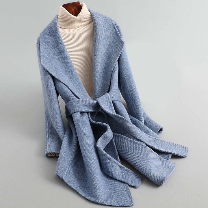 Professional women's fitted double-breasted jacket, a versatile and classic tailored blazer.