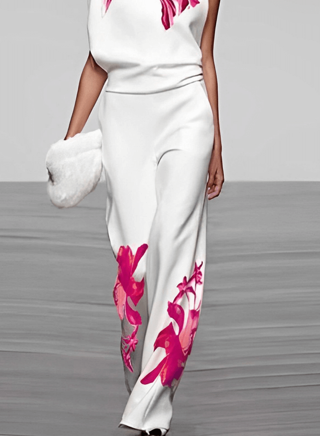 Chic women's coordinated floral top & flowy pants set for a stylish spring or summer casual outfit.
