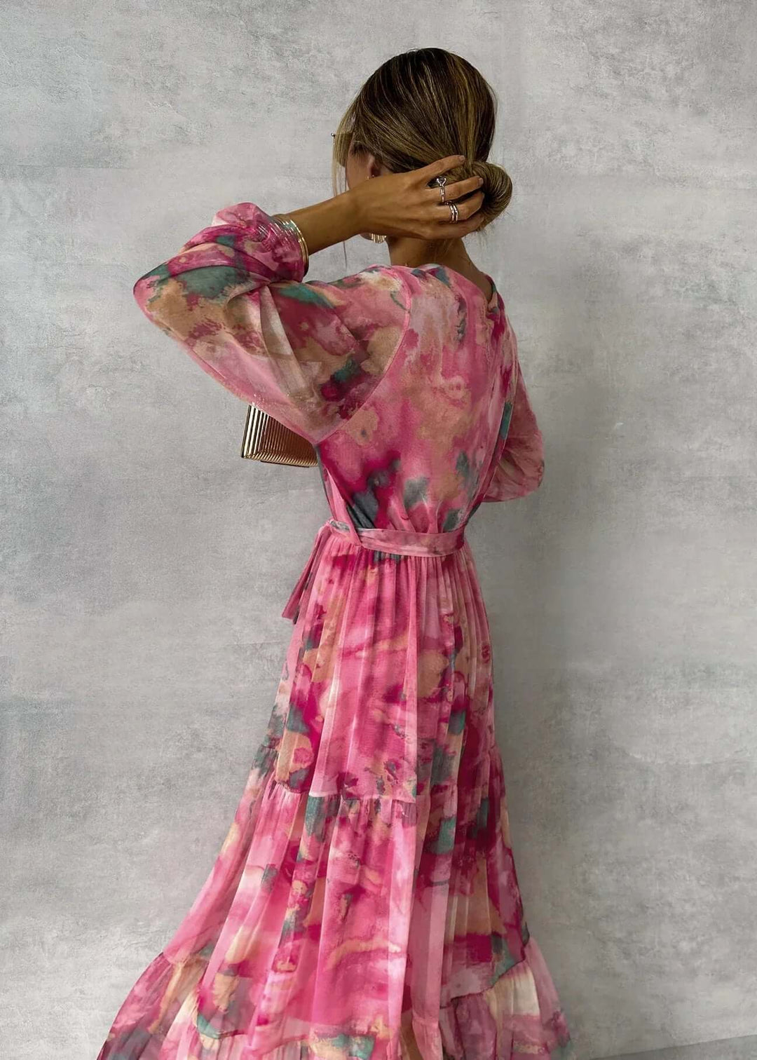 Comfortable women's long sleeve flowy dress. Elegant A-line maxi style, perfect versatile casual wear.