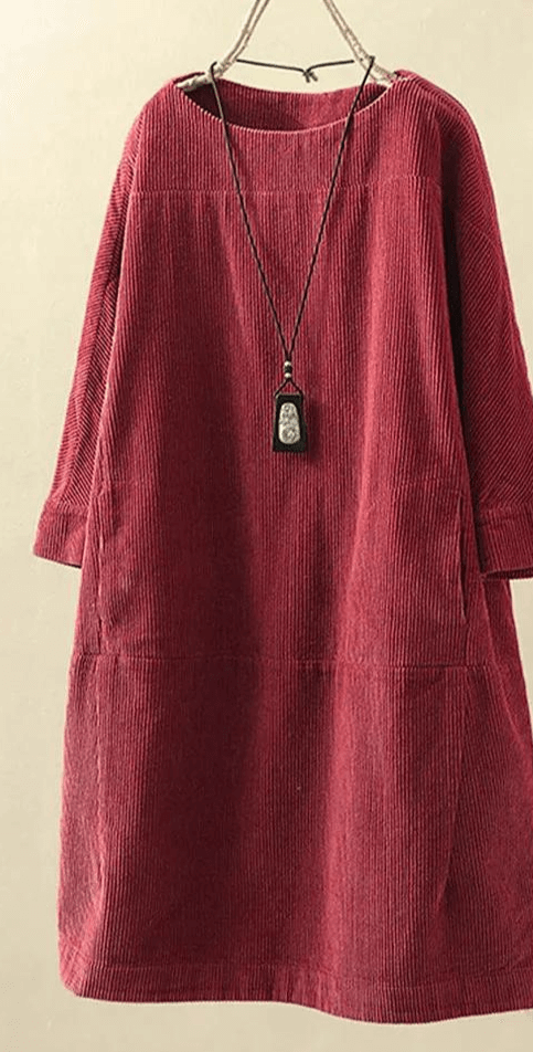 Flowing women's elegant retro swing party dress. Perfect midi formal dress for dancing at special evenings.