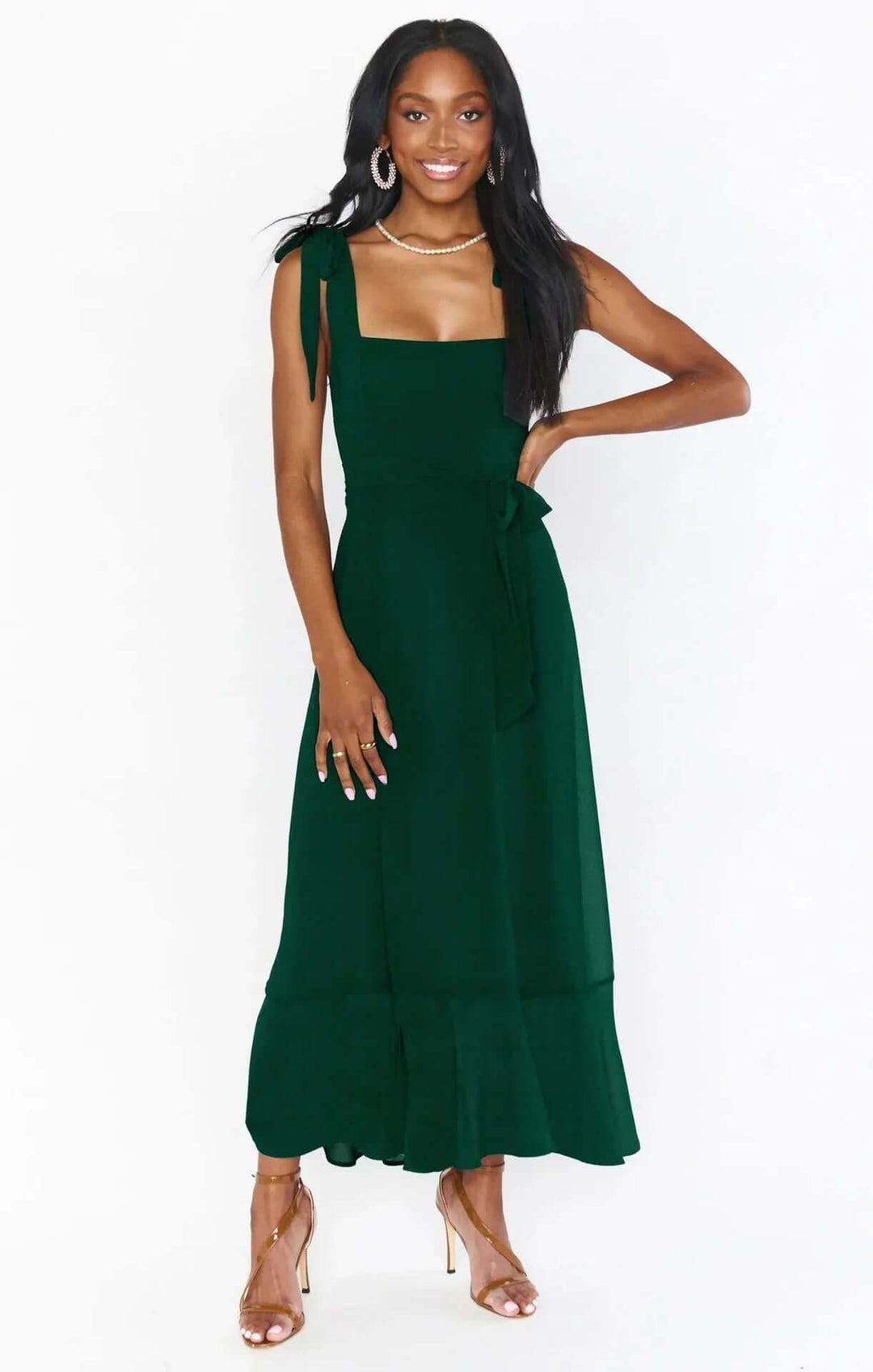 Elegant yet casual women's sleeveless summer midi dress. Breathable & comfortable, perfect for everyday fashion.