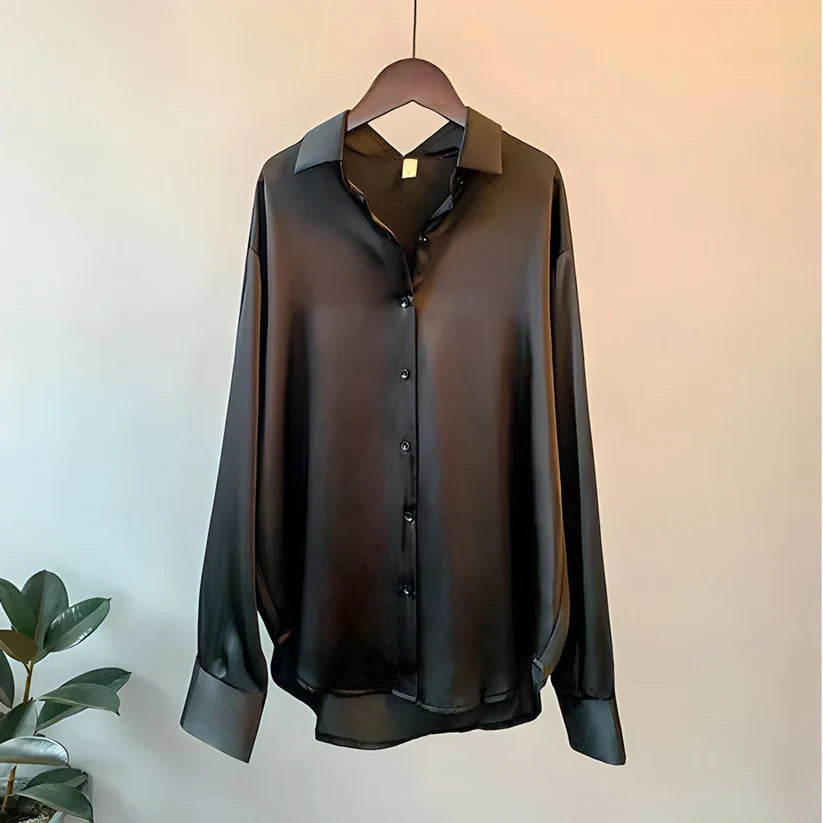 Versatile women's summer blouse, an elegant top suitable for casual, office, or everyday chic.