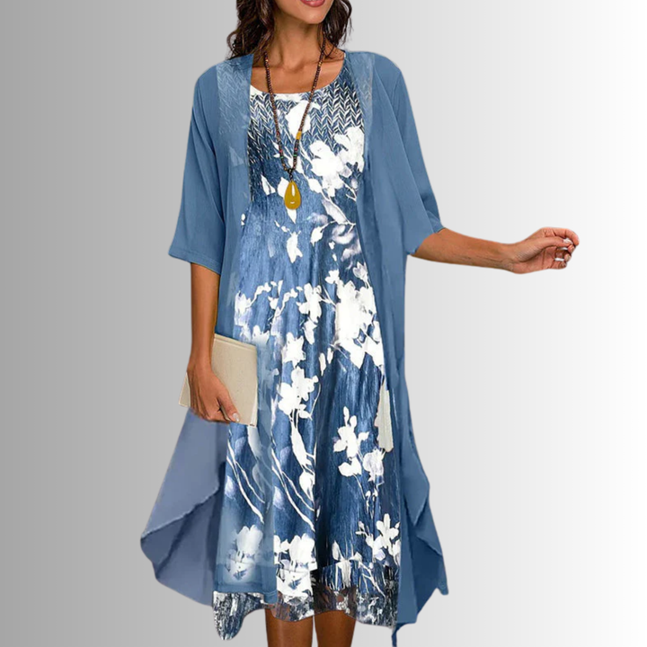 Comfortable women's matching set featuring a chic floral pattern, ideal for versatile casual or dressed-up wear.