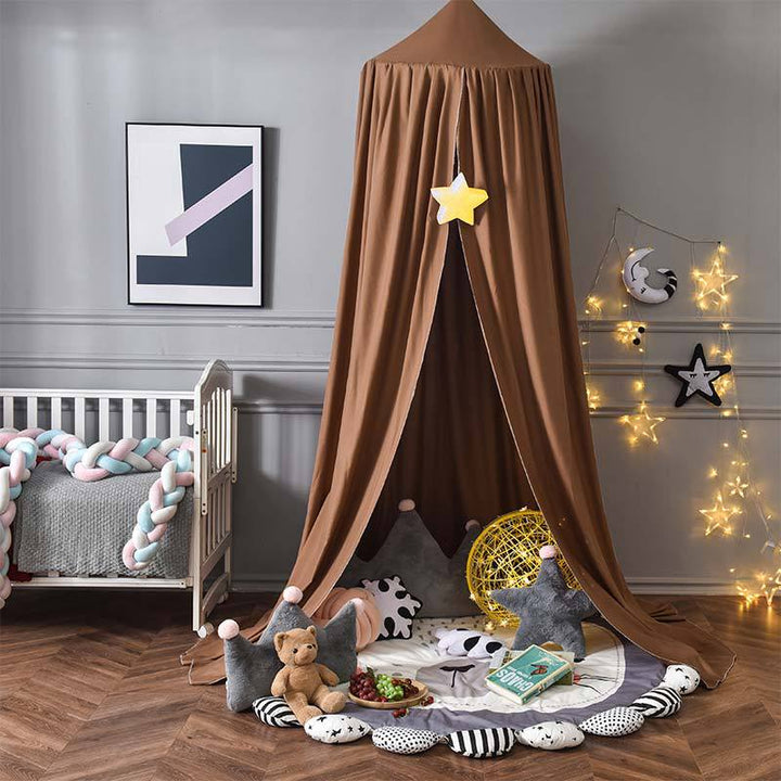 "Light green children's blackout bed canopy; elegant polyester fabric; blocks light; ideal for cribs, creating a cozy vibe."