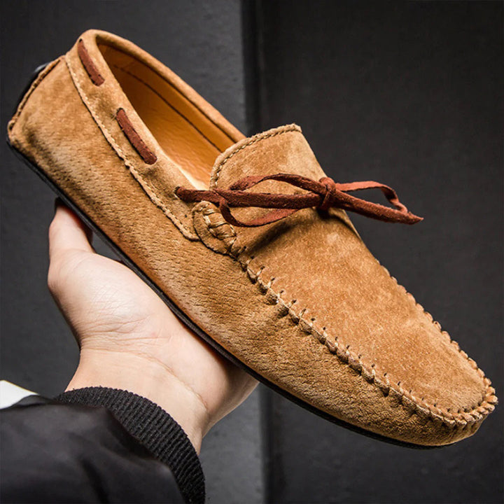 Stylish men's casual loafers, easy slip-on design for versatile everyday wear. Comfortable driving shoes for men's fashion.