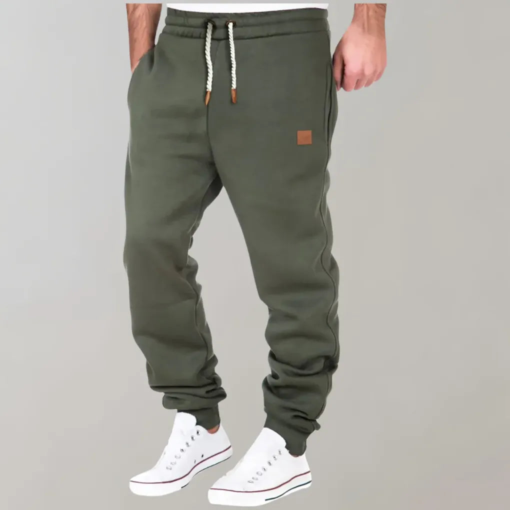 Stylish men's jogger pants, relaxed fit for everyday comfort, ideal for casual and lounge wear.