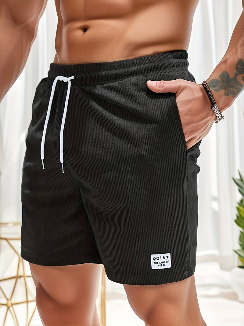 Men's breathable striped summer shorts in light fabric, ideal for hot weather, showcasing casual elegance and comfort.