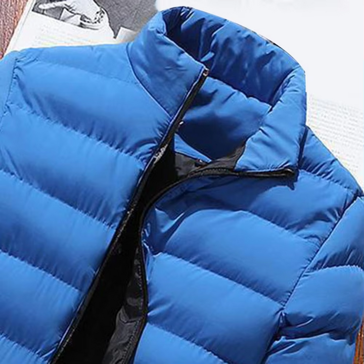 Men's casual quilted puffer jacket, lightweight insulated, autumn/winter coat in versatile colors with chic quilted design.