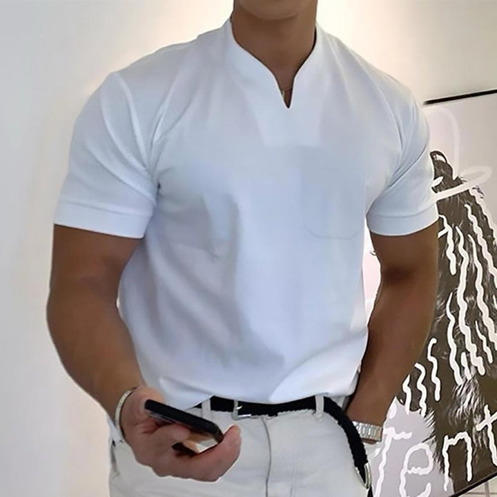 "Men's elegant casual polo shirt, timeless design, showcasing a refined style in a versatile and comfortable fit."