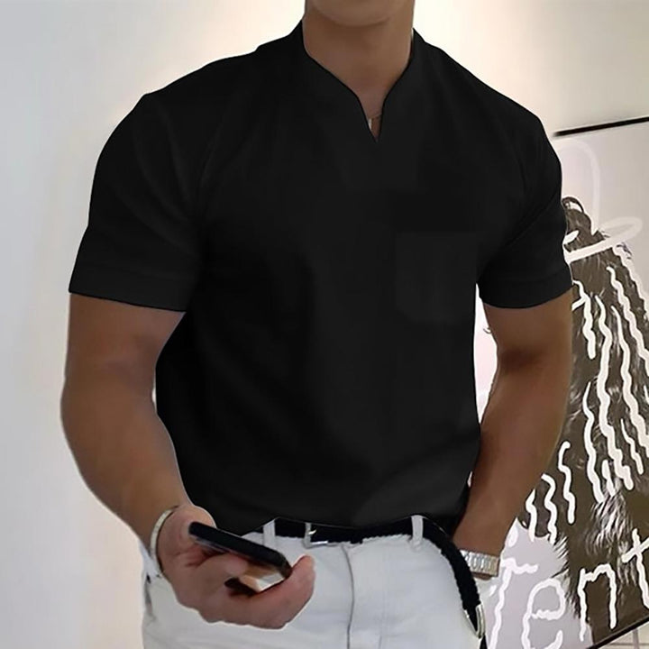 "Men's elegant casual polo shirt, timeless design, showcasing a refined style in a versatile and comfortable fit."