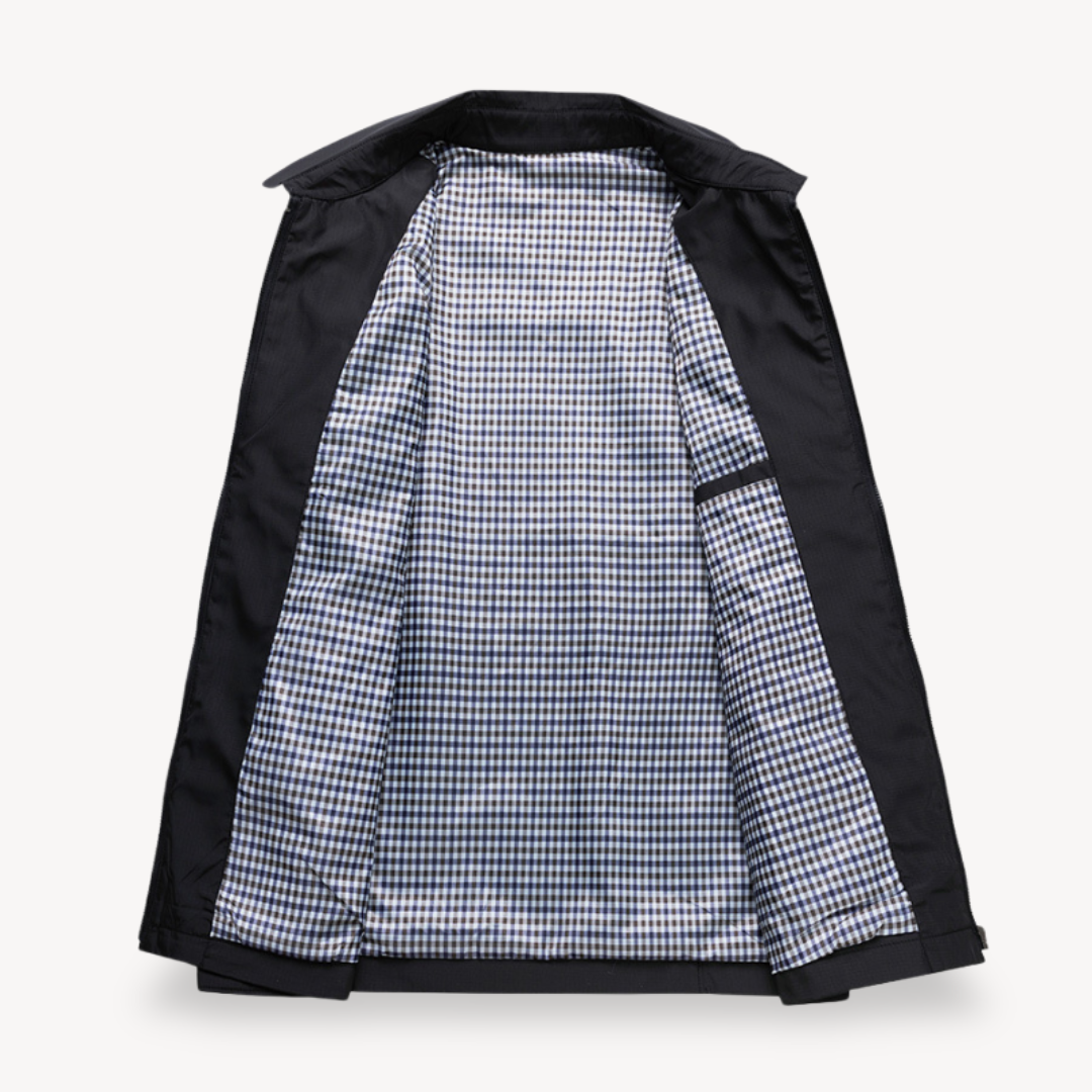 Men's lightweight cotton jacket with checkered lining, breathable fabric, functional pockets, ideal for smart-casual wear.