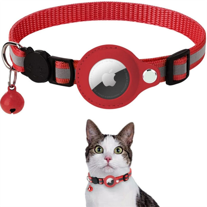 Reflective cat GPS tracker collar with quick release and durable nylon, designed for safety and night visibility.