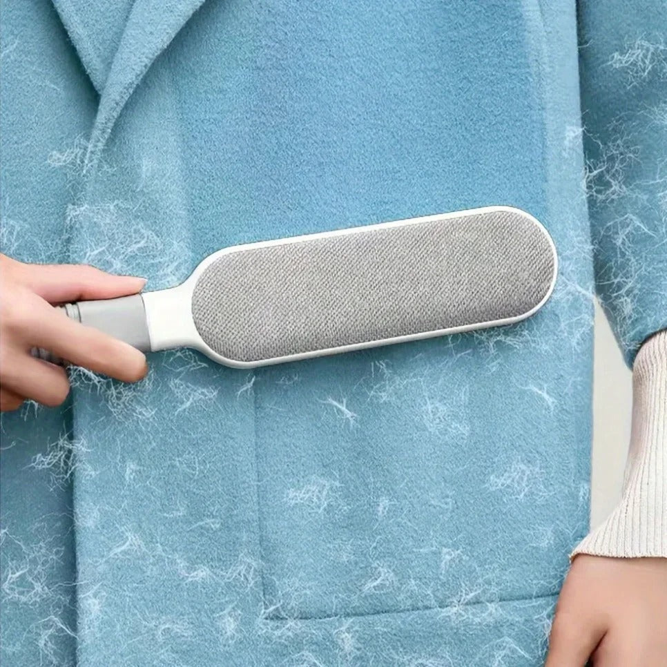 Reusable microfiber dust brush with soft bristles, ideal for cleaning dust, lint, and pet hair from various surfaces efficien
