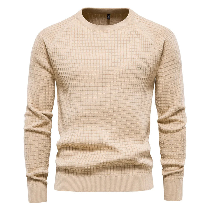Modern men's casual jumper, providing exceptional comfort and a versatile timeless design.