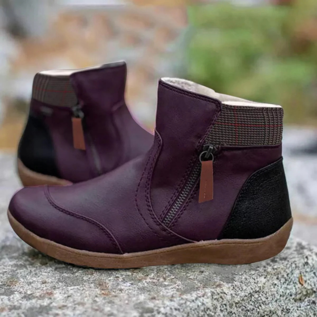 Warm & waterproof women's winter boots. Stylish ankle design for cold weather. Cozy and durable outdoor footwear.