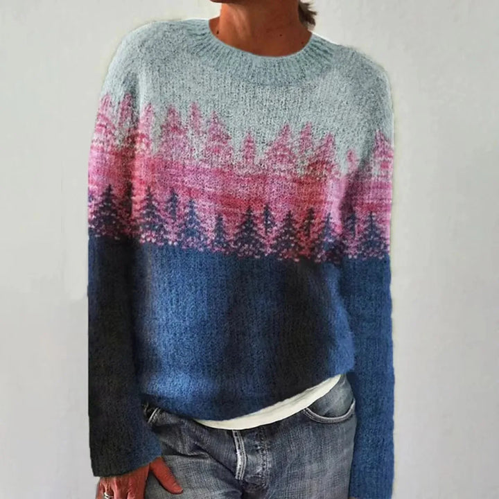 Soft, comfortable women's trendy pullover sweater with a sleek design, ideal for a relaxed, modern style.