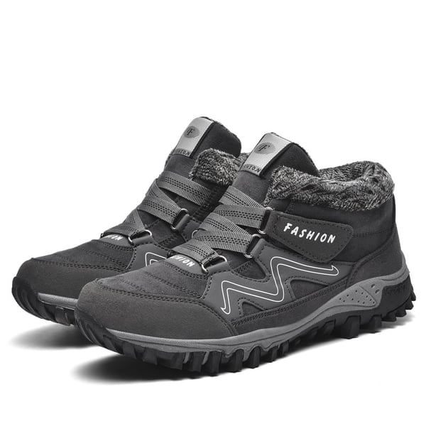 Warm Aspen snow boots: unisex, waterproof, non-slip grip, perfect for cold outdoor adventures.