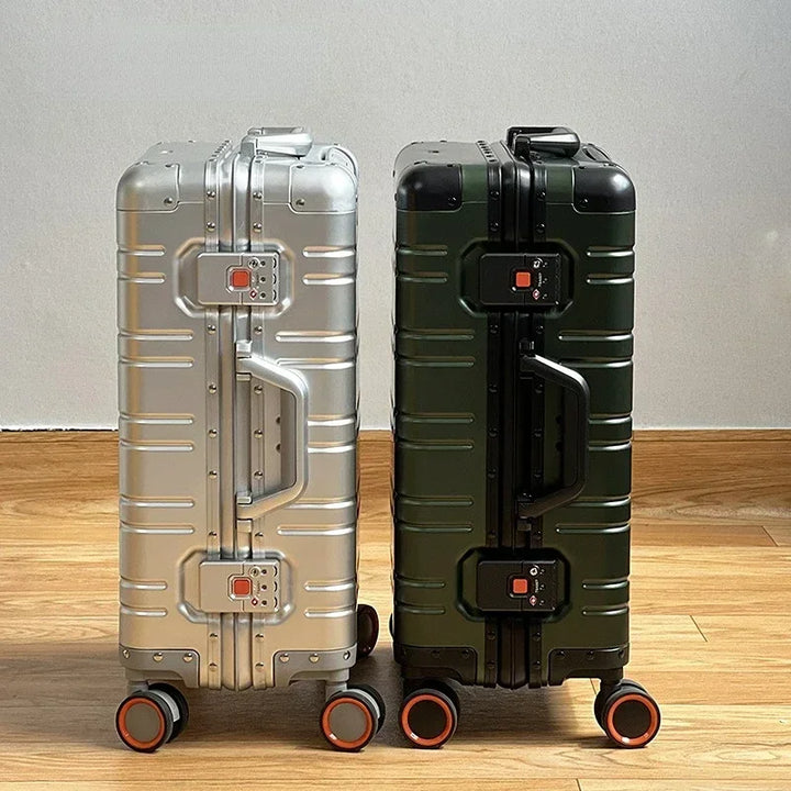 Vienna Voyager hardshell suitcase with smooth spinner wheels & TSA lock for secure, lightweight journeys.