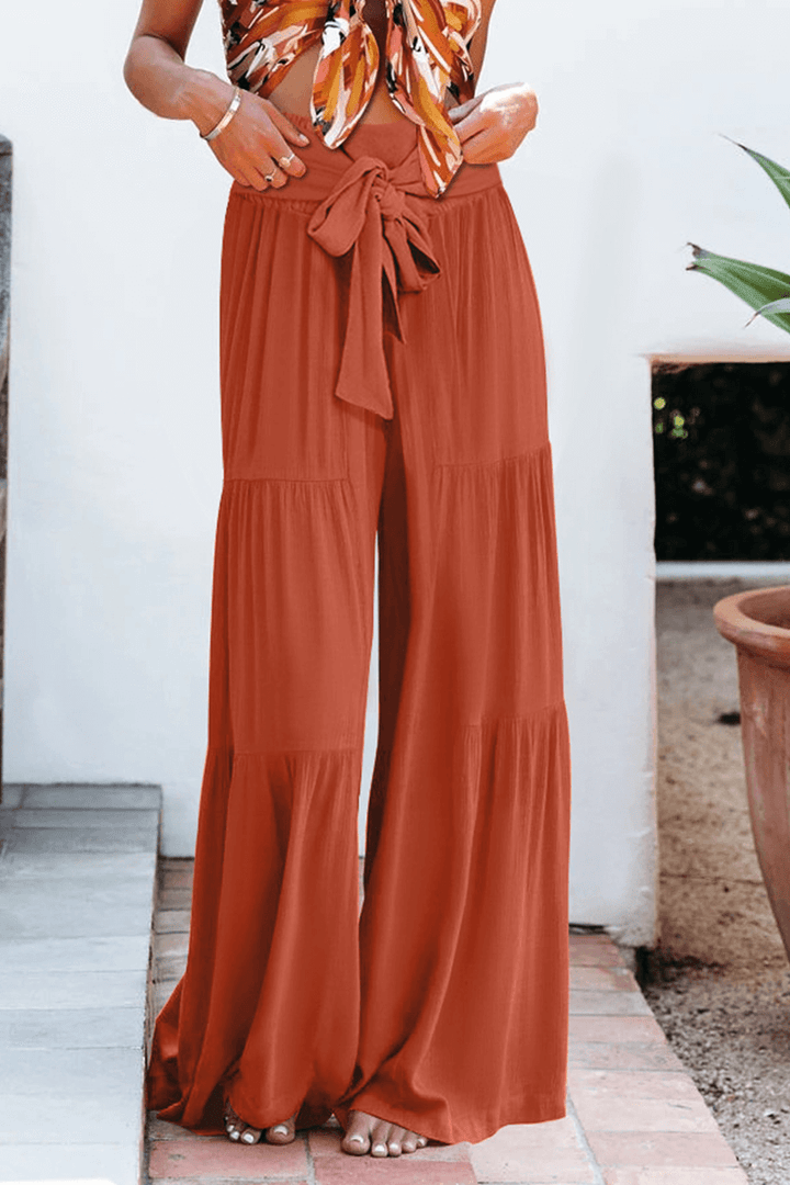 Stylish women's wide leg trousers, high waist, comfortable & versatile for any occasion.