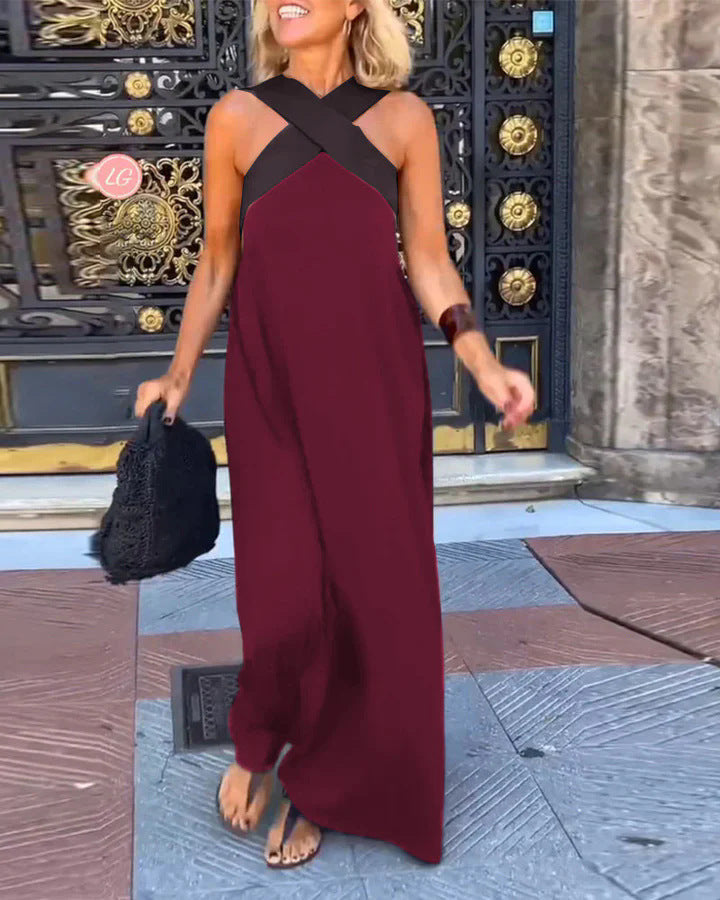 Women's stylish crossed maxi dress, a comfortable and elegant option for summer.