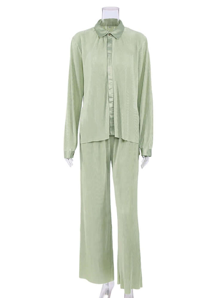 Casual yet elegant women's two-piece long set, stylish ladies' apparel for daily wear.