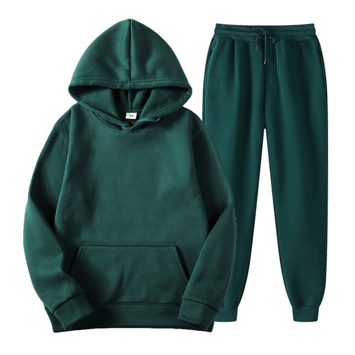 Comfortable women's loungewear set, ideal for relaxing or a versatile casual outfit.