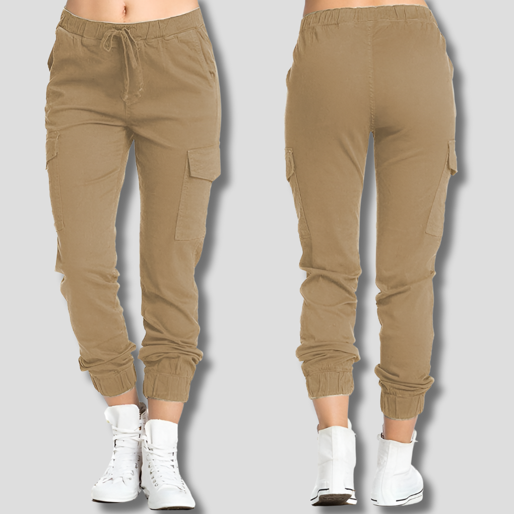 Soft, comfortable women's cargo pants, relaxed fit, ideal for everyday style. Practical utility design with pockets.