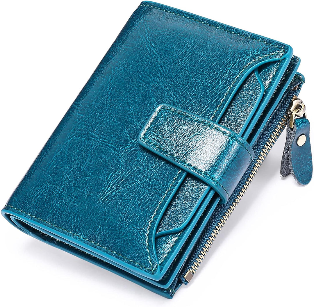 Slim women's leather wallet, compact and multi-functional, with RFID security.