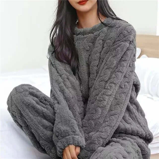 Comfortable women's plush fleece sleepwear. Ideal for warmth, relaxation, and casual home lounging.