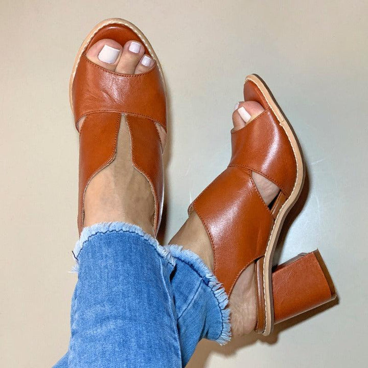 Versatile Selina women's heeled sandals. Comfortable leather for everyday & dressy summer wear.