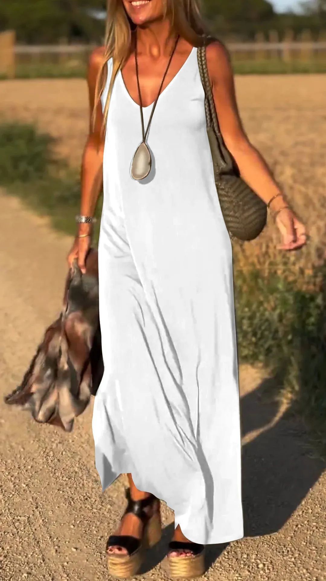 Women's casual sleeveless maxi dress, a vibrant multi-color summer staple for street style.