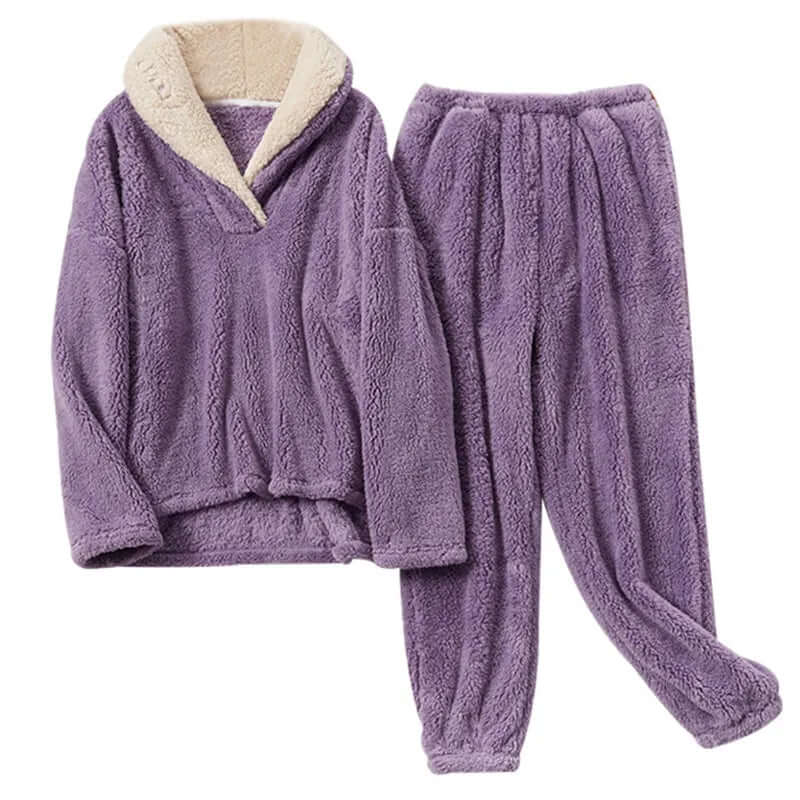 Women's warm fleece pajama set, ultra-soft loungewear, perfect for cozy sleep & relaxing at home.