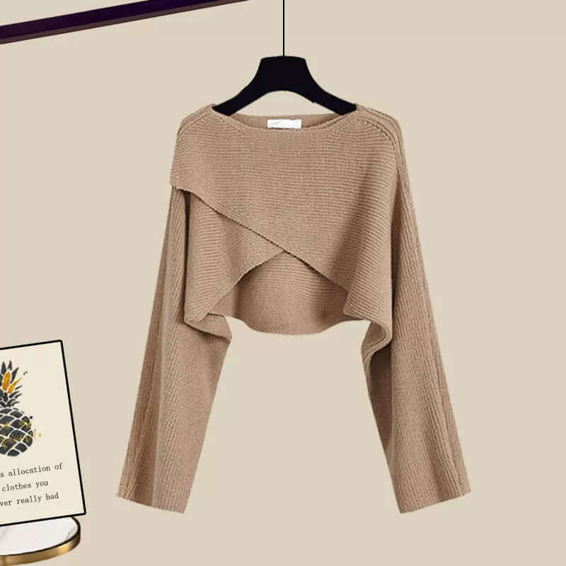Cozy vintage style three-piece casual set for women, perfect for comfortable spring or fall fashion wear.