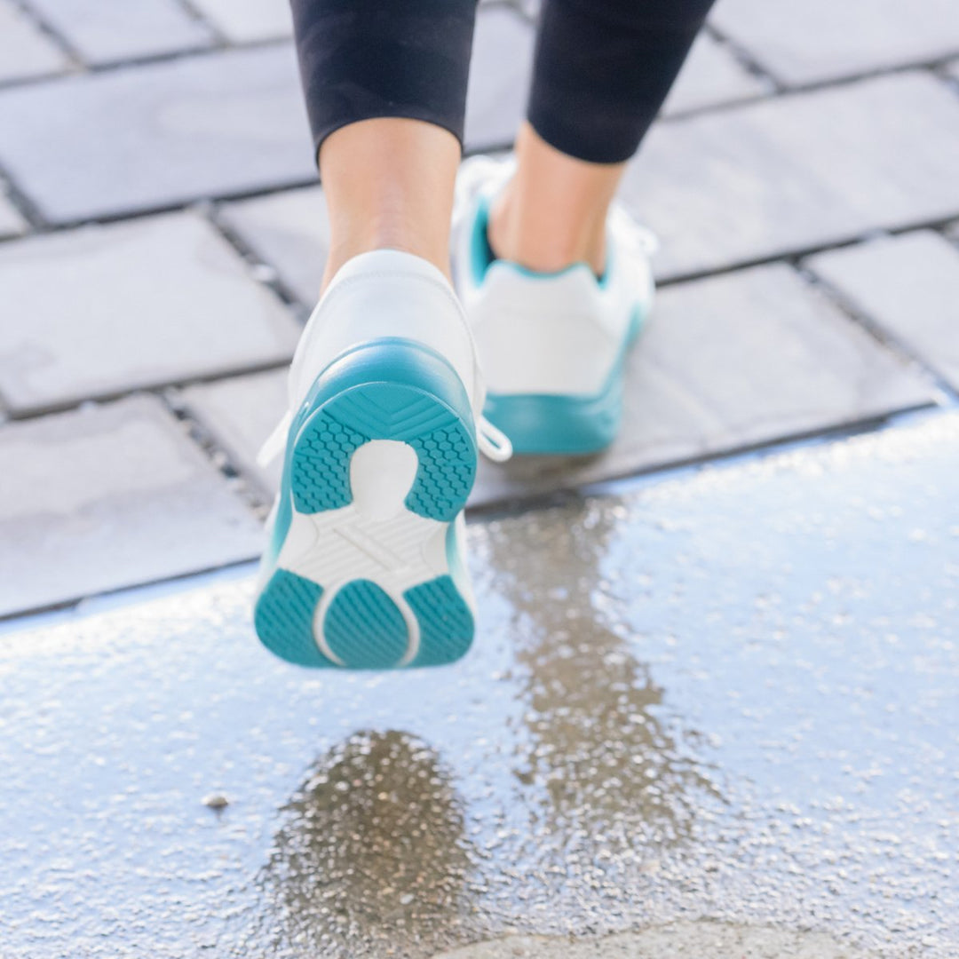 Women's ComfortWear Healthcare Work Shoes - Lexians