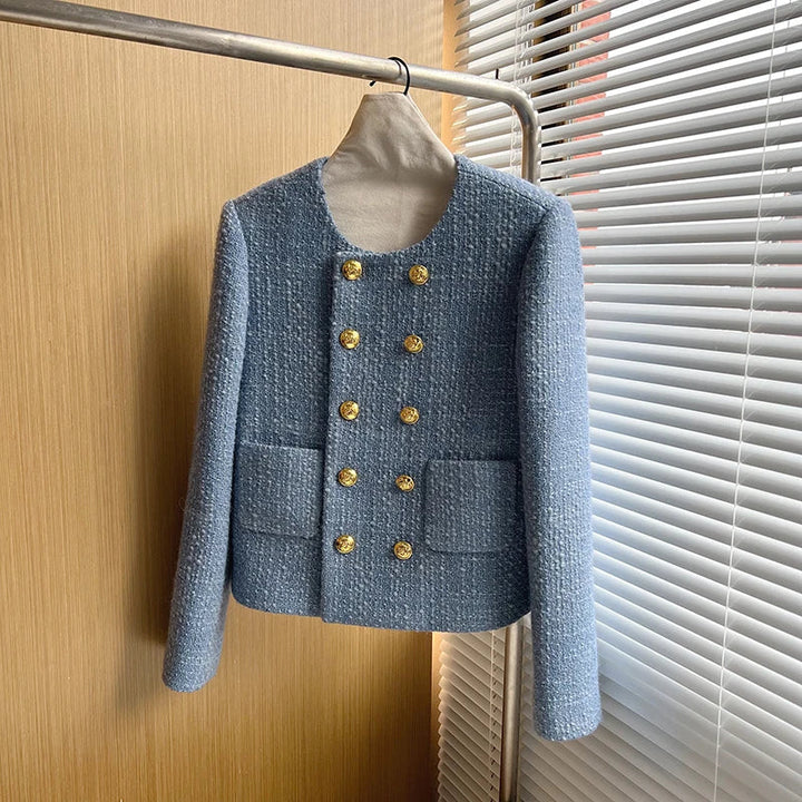 Women's lightweight casual short jacket, perfect chic layer, breathable fabric, versatile colors, stylish for any outfit.